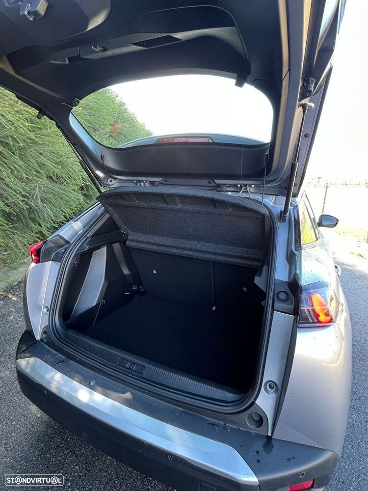 Peugeot 2008 1.2 PureTech Active - 21