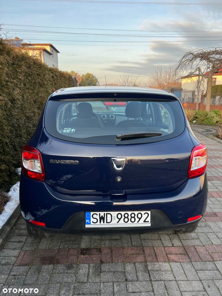 Dacia Sandero 1.2 16V 75 Essentiel - 8