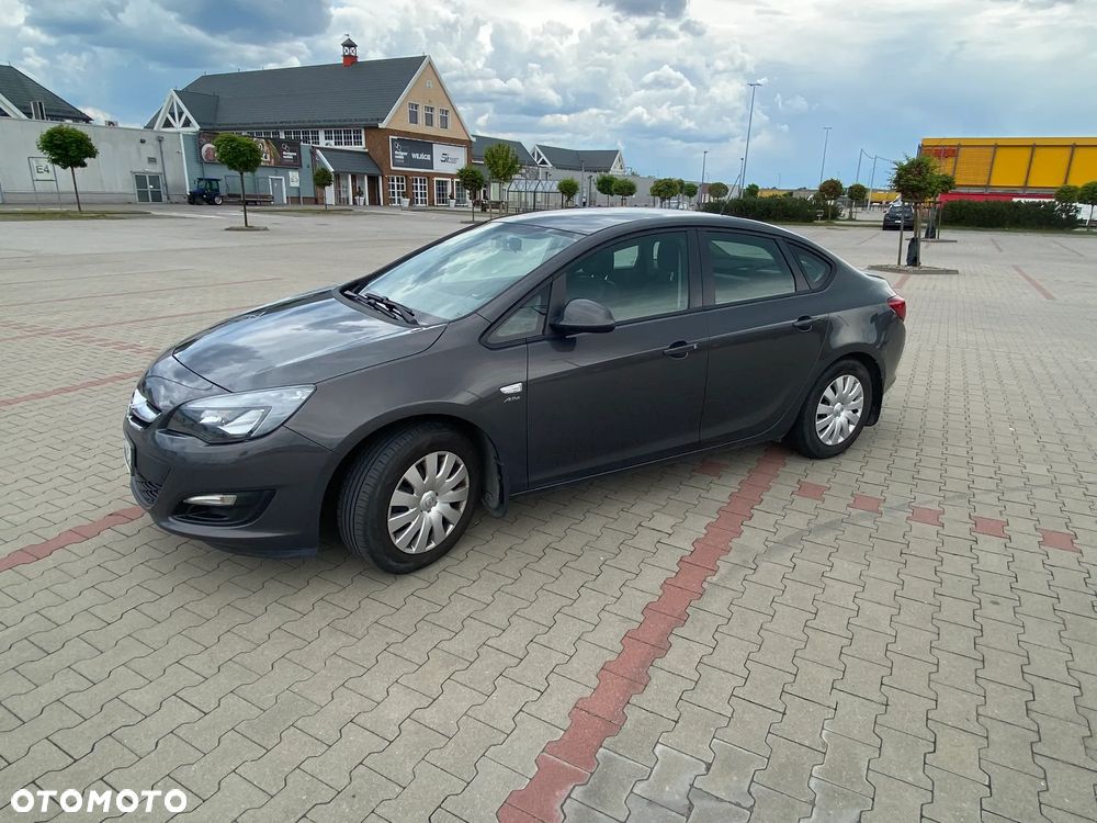 Opel Astra 1.6 Active - 1