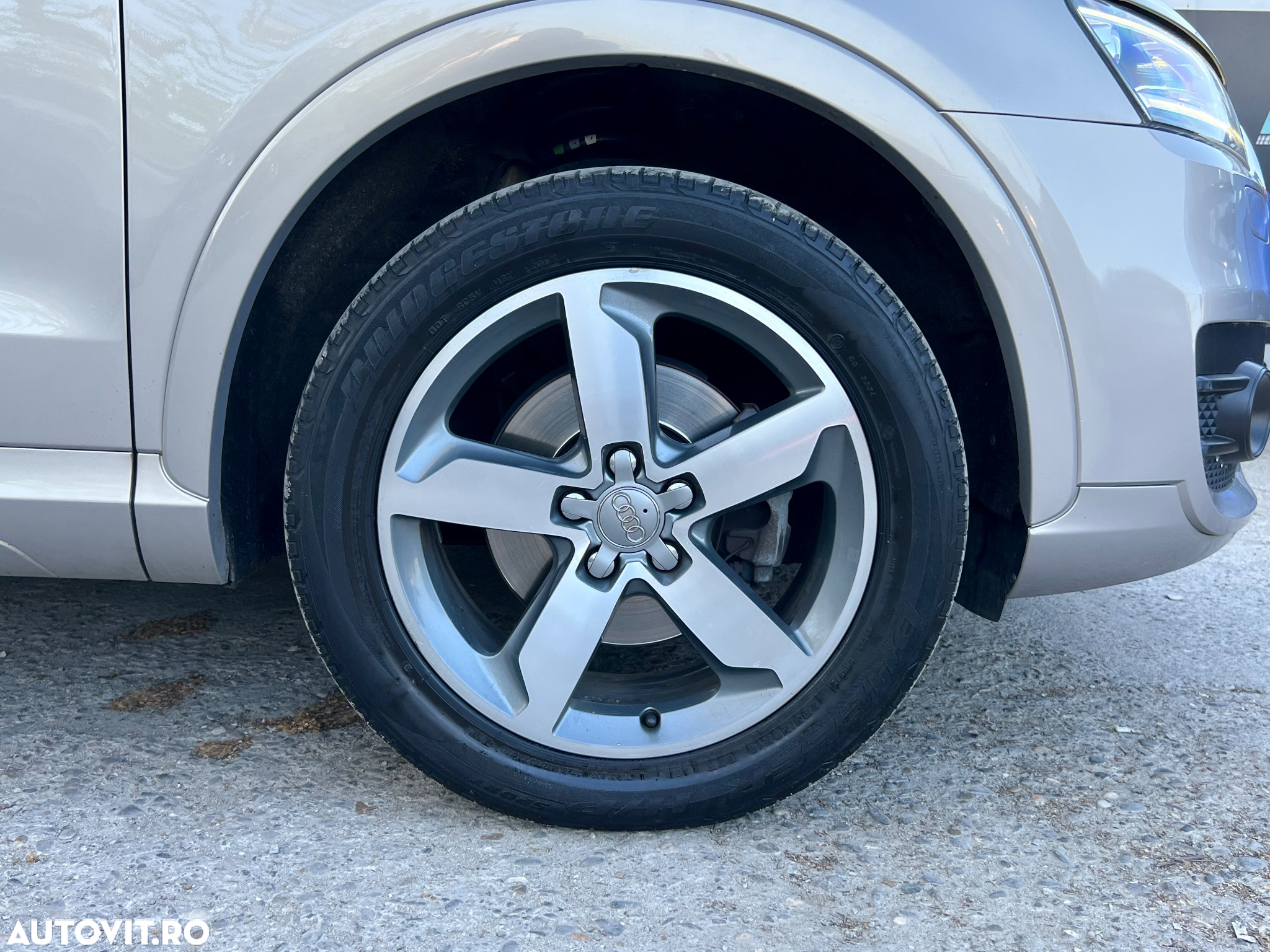 Audi Q3 2.0 TDI Quattro S-Tronic - 29