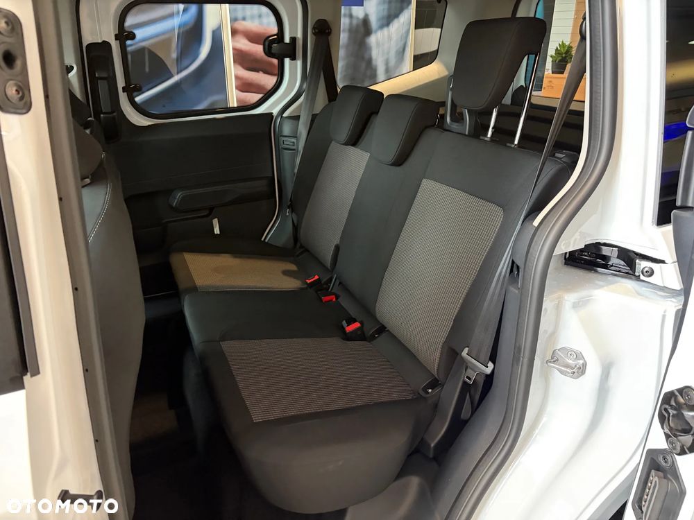 Ford Tourneo Courier 1.0 EcoBoost Trend - 6