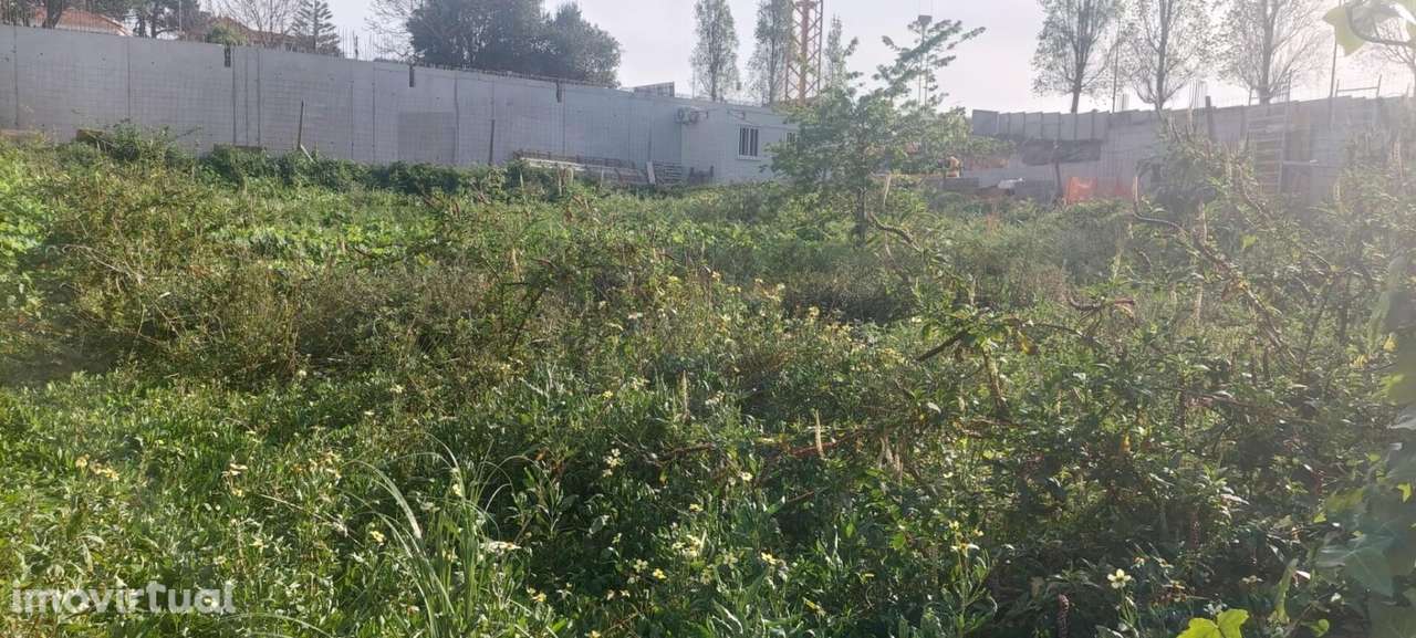 Terreno em Canidelo 680m2 Com viabilidade de Construção de Moradia - Grande imagem: 3/10