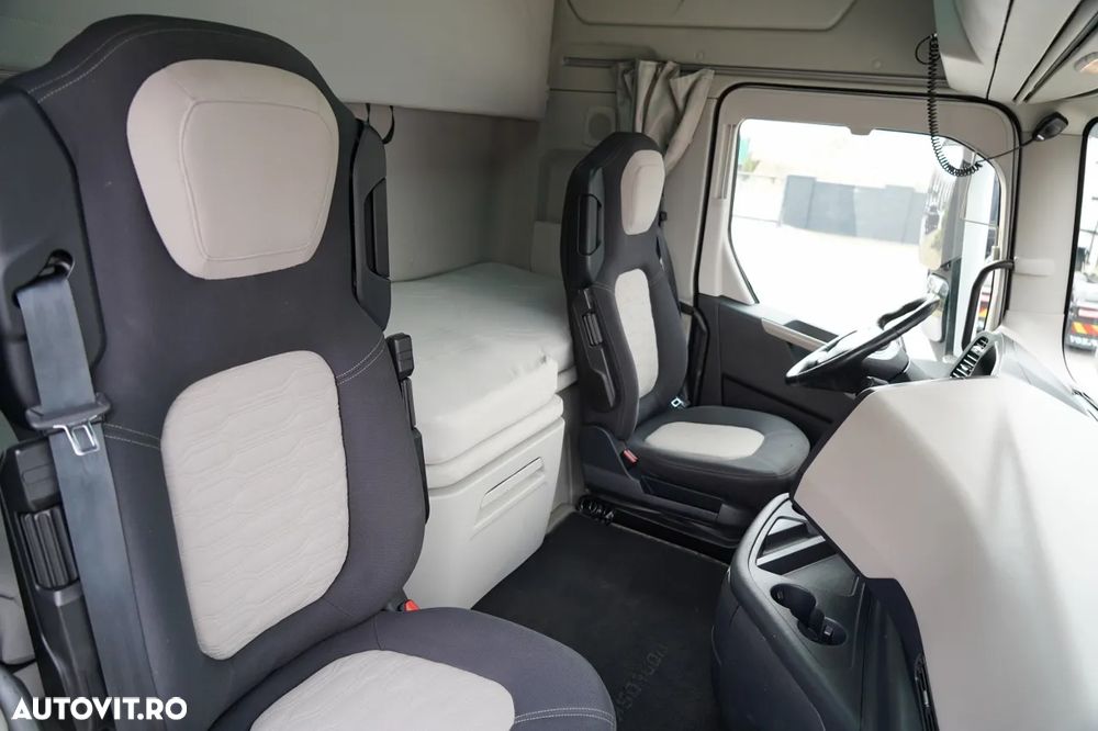 Ford F-MAX 500 / EURO 6 - 35