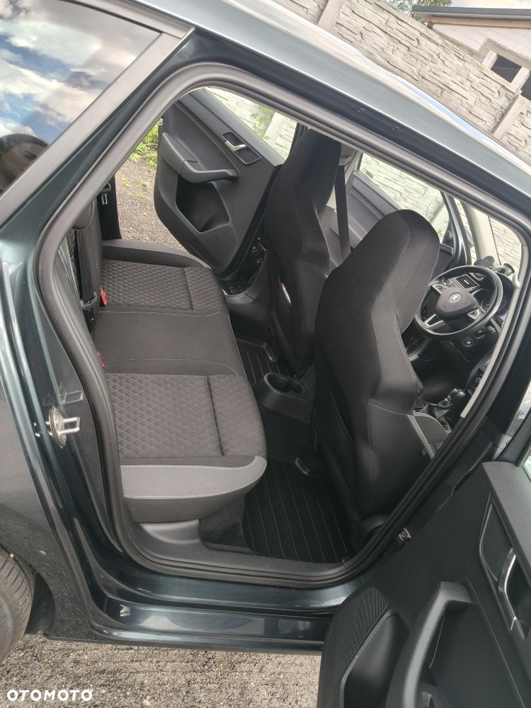 Skoda RAPID - 8