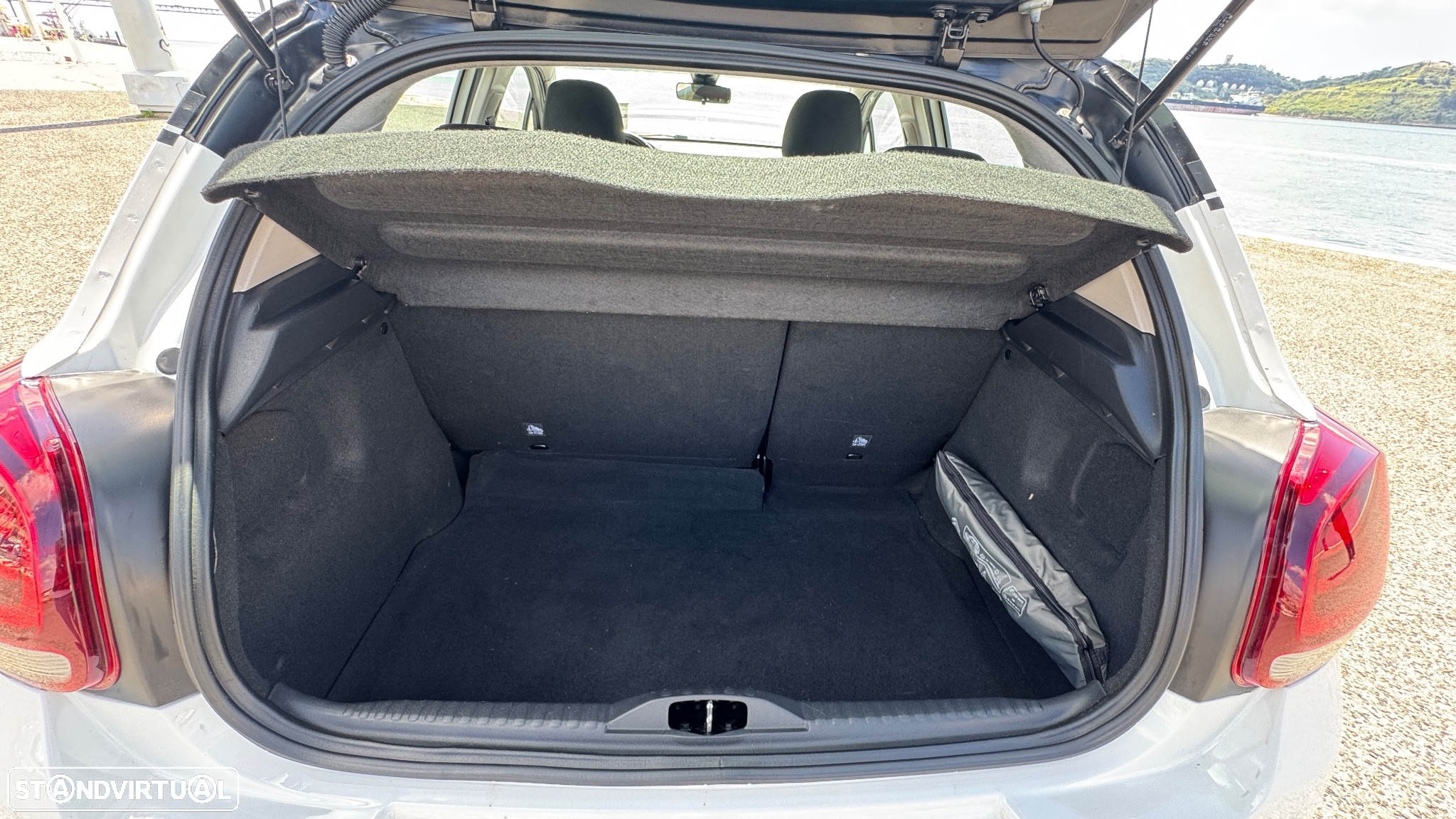 Citroën C3 1.2 PureTech Feel - 21