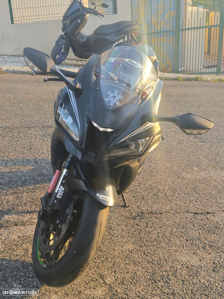 Kawasaki ZXR - 8