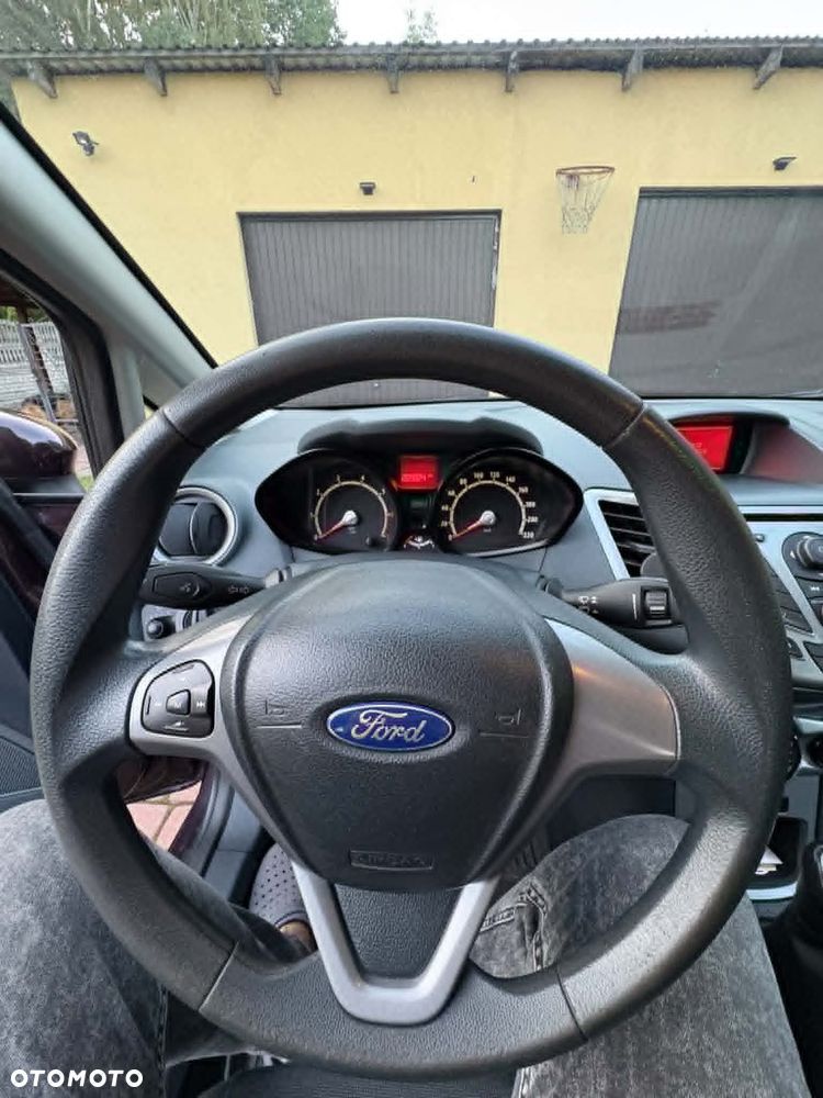 Ford Fiesta 1.25 Trend EU5 - 10