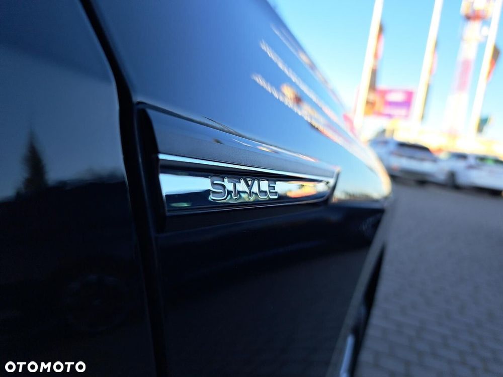 Volkswagen Golf VIII 2.0 TDI Style DSG - 38