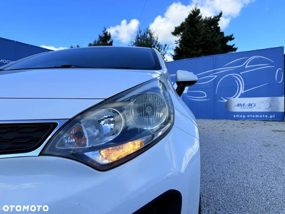 Kia Rio 1.1 CRDI Attract - 11