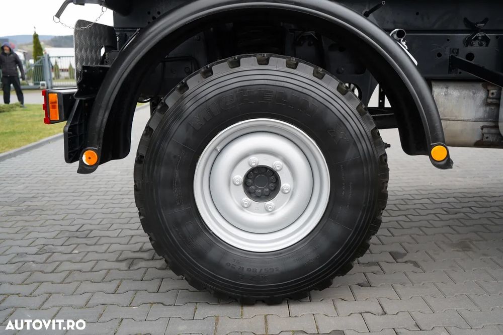 Mercedes-Benz UNIMOG U300 / 4X4 / BASCUNĂTOR 3 LATE / PLUG / MUNICIPAL / CUPLĂRI HIDRAULICE / EPS + AMBREIAJ - 26