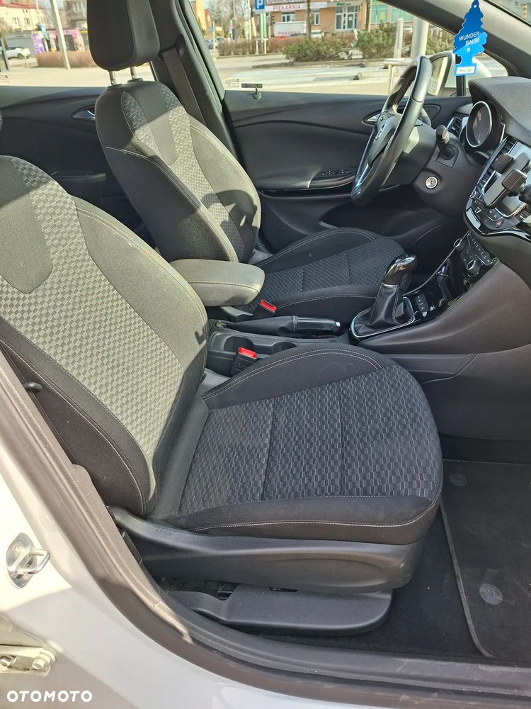 Opel Astra 1.6 CDTI Dynamic S&S - 11