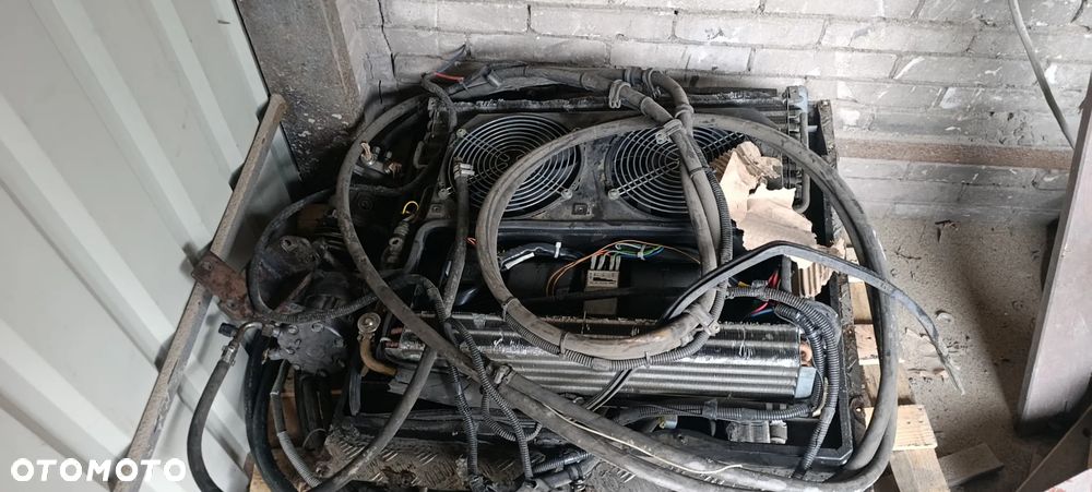 Klimatyzacja samochodowa dachowa Webasto sprężarka klimatyzacji - 4