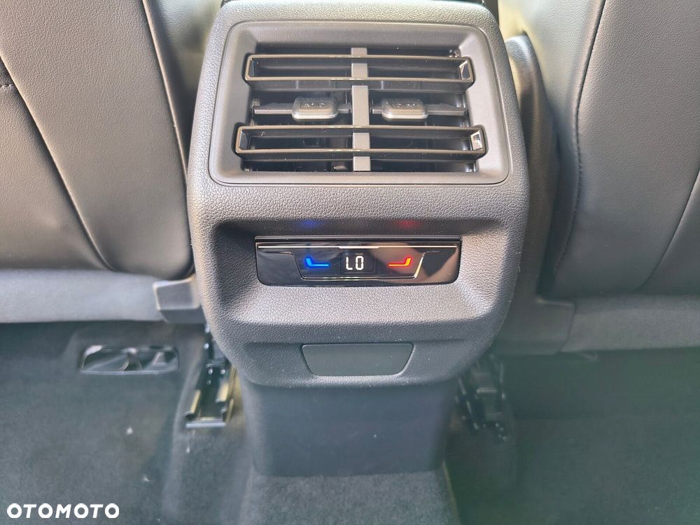 Volkswagen Tiguan 1.5 eTSI Life Plus DSG - 32