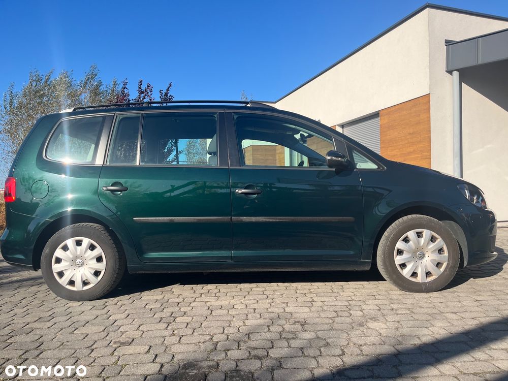 Volkswagen Touran 2014 photo 5