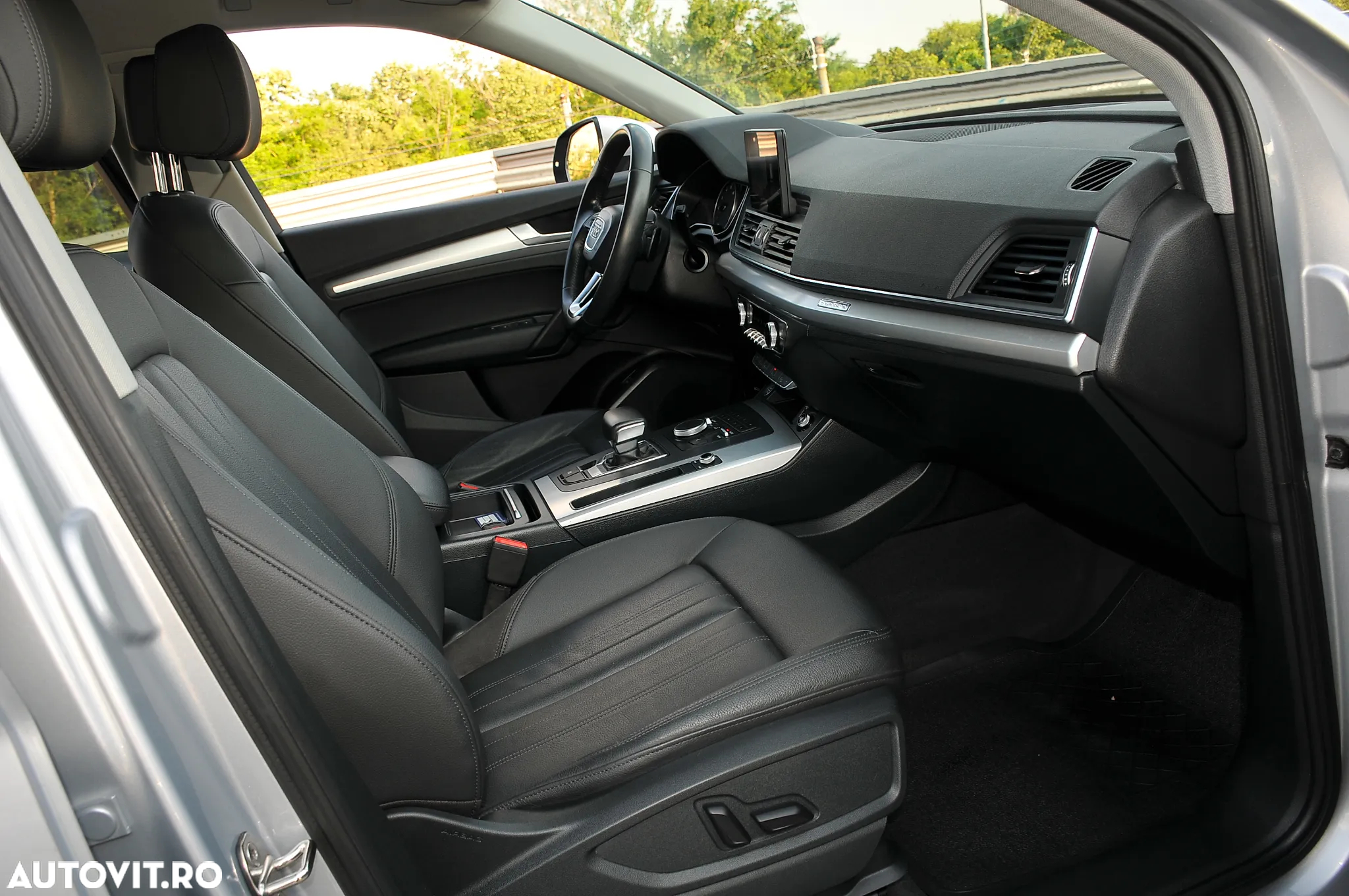 Audi Q5 40 TFSI quattro S tronic - 12