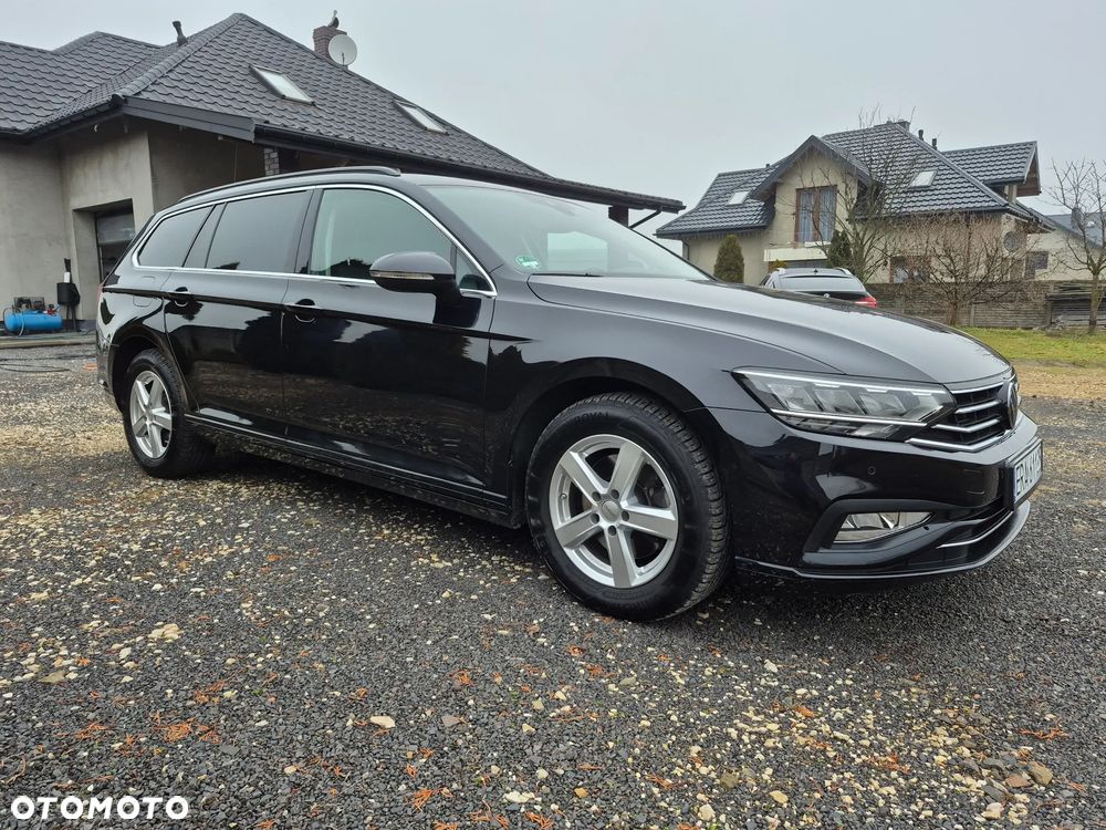 Volkswagen Passat ver-2-0-tdi-scr-dsg-elegance - 1