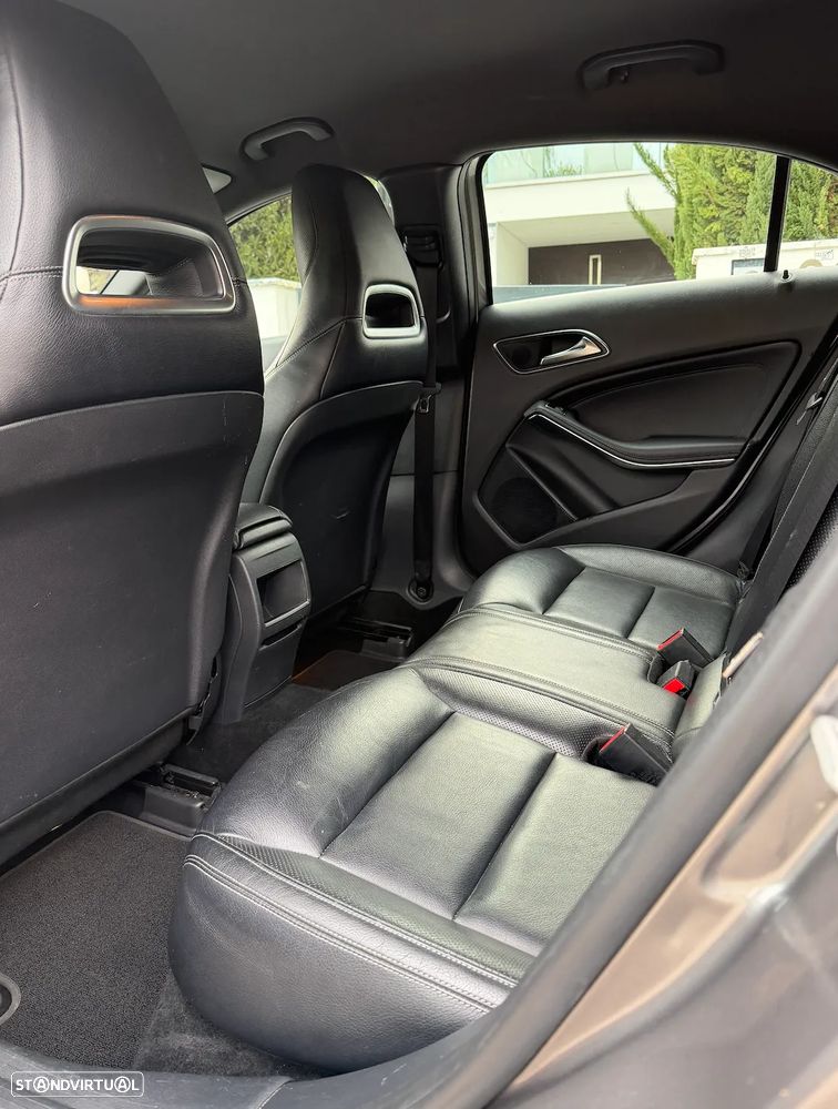 Mercedes-Benz A 180 d Aut. - 9