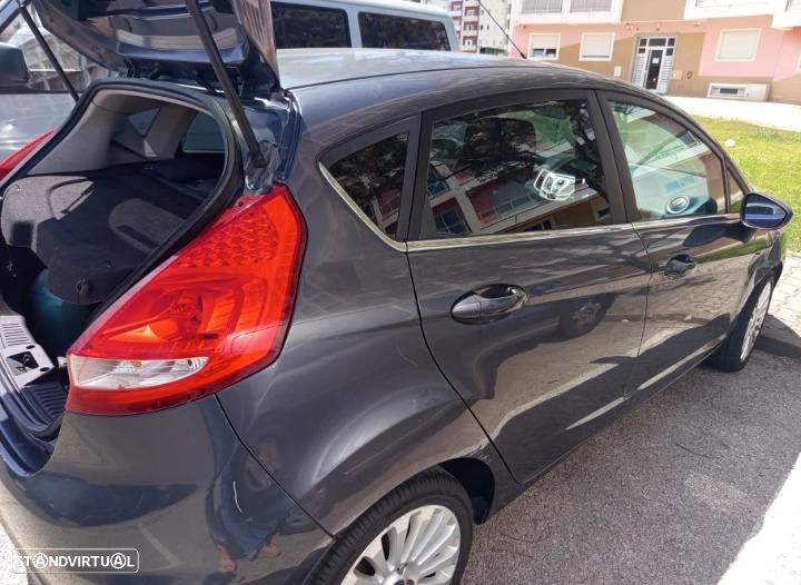Ford Fiesta - 3