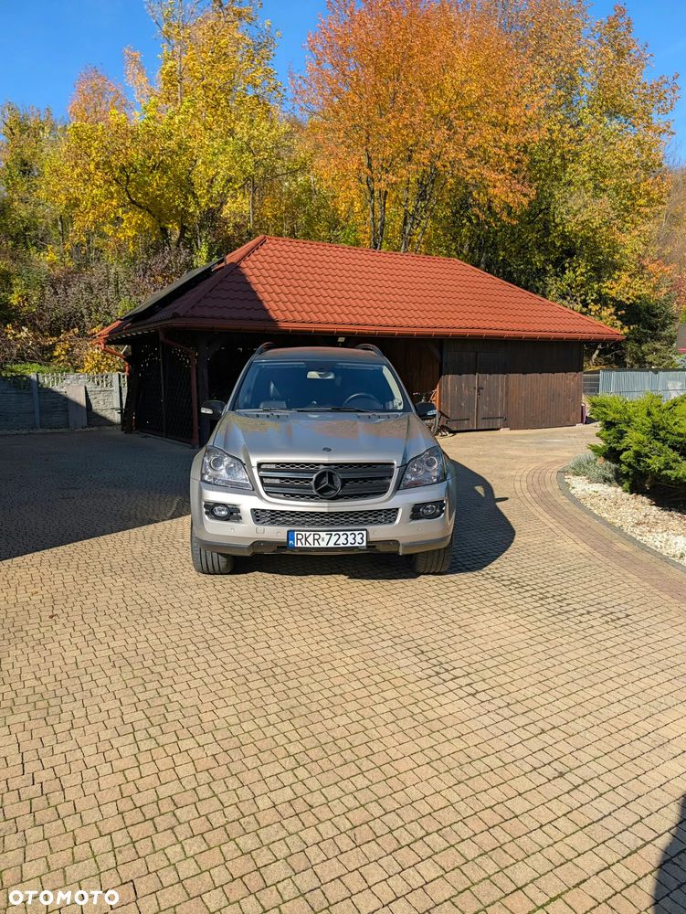 Mercedes-Benz GL - 6