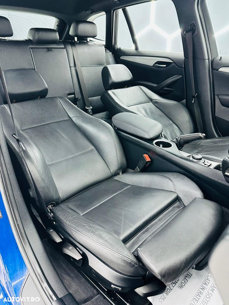 BMW X1 xDrive18d Sport Line - 16