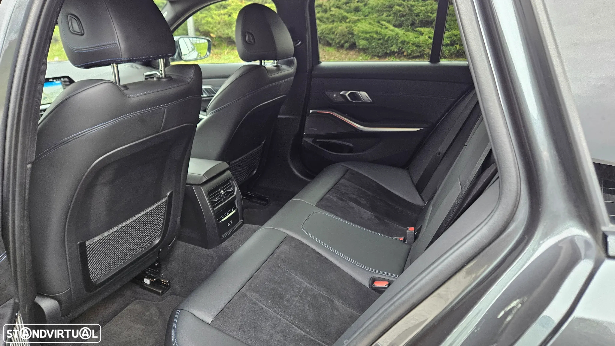 BMW 330 e Touring Pack M Auto - 34