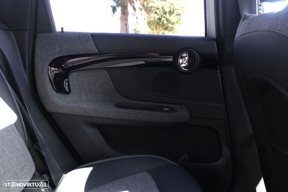 MINI Countryman Cooper SE ALL4 Auto - 13