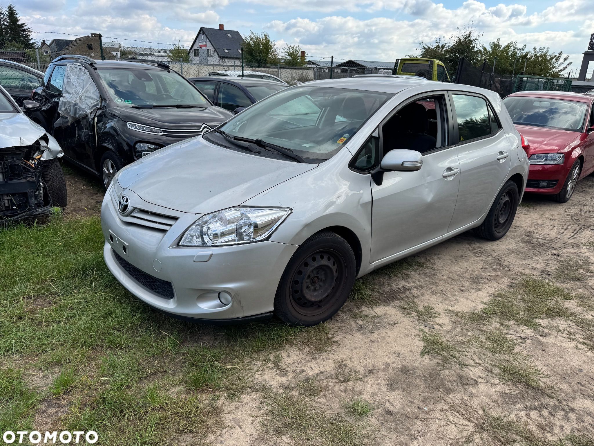 Toyota Auris 1.6 Comfort - 1