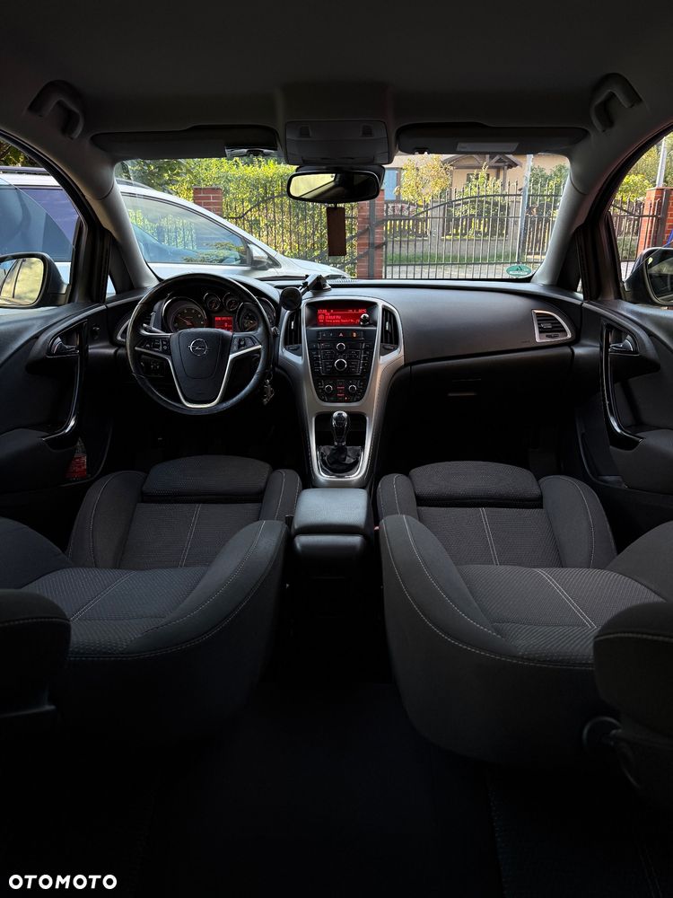 Opel Astra 1.7 CDTI Cosmo S&S - 10