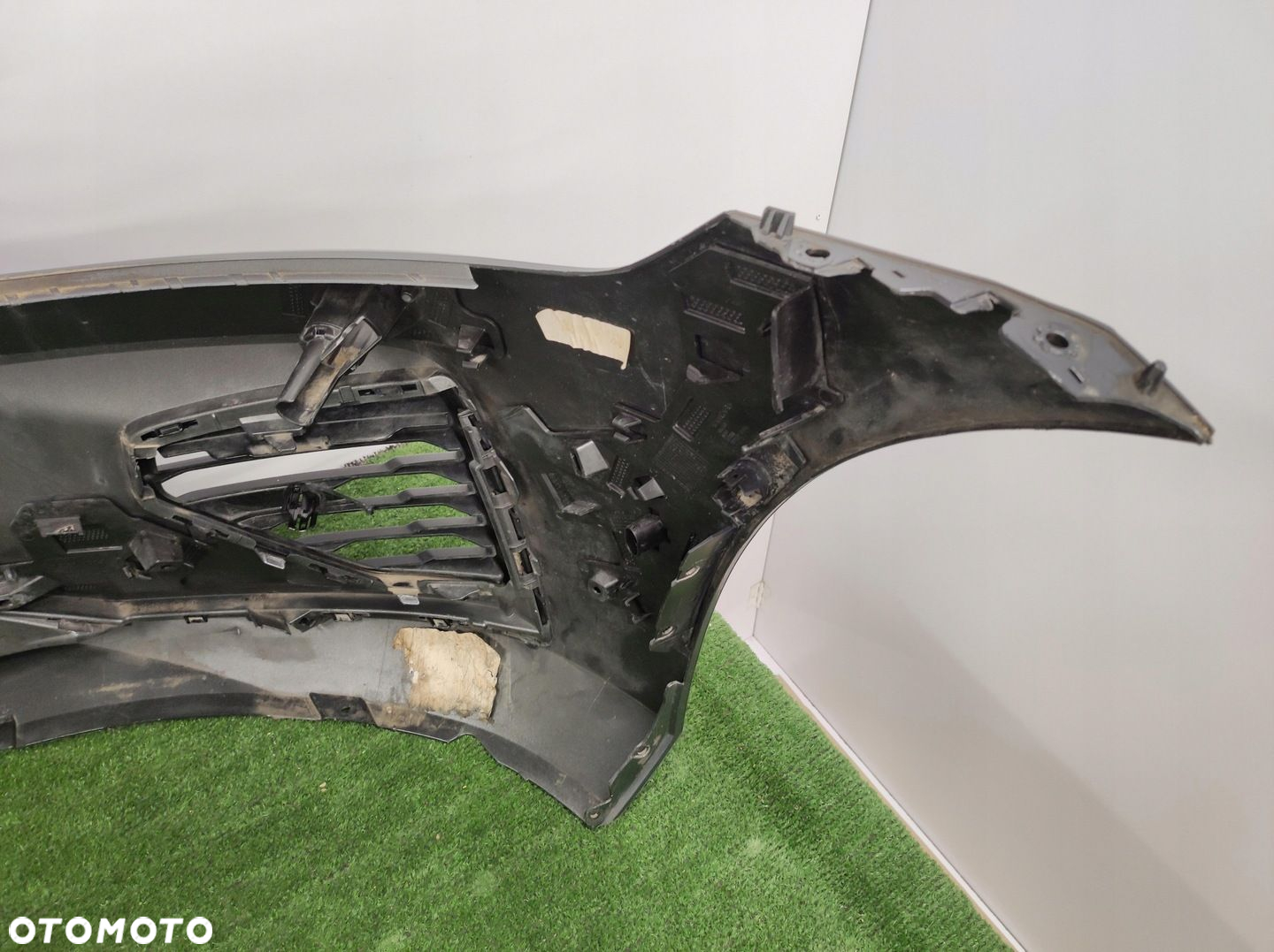 ZDERZAK PRZÓD PRZEDNI VOLVO V60 II S60 II R-DESIGN 31690530 18 - - 12