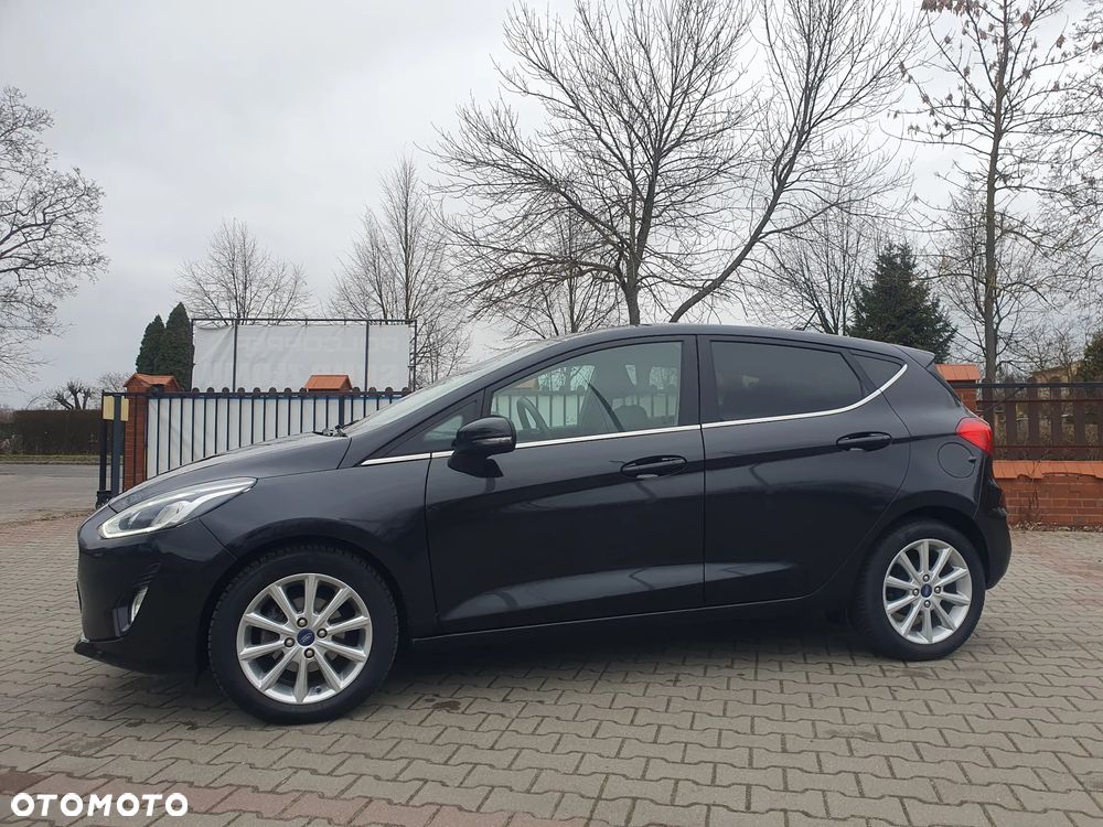 Ford Fiesta 1.0 EcoBoost S&S TITANIUM - 2