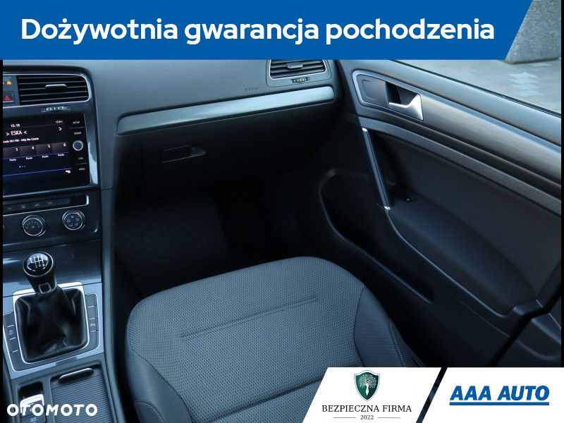 Volkswagen Golf - 9