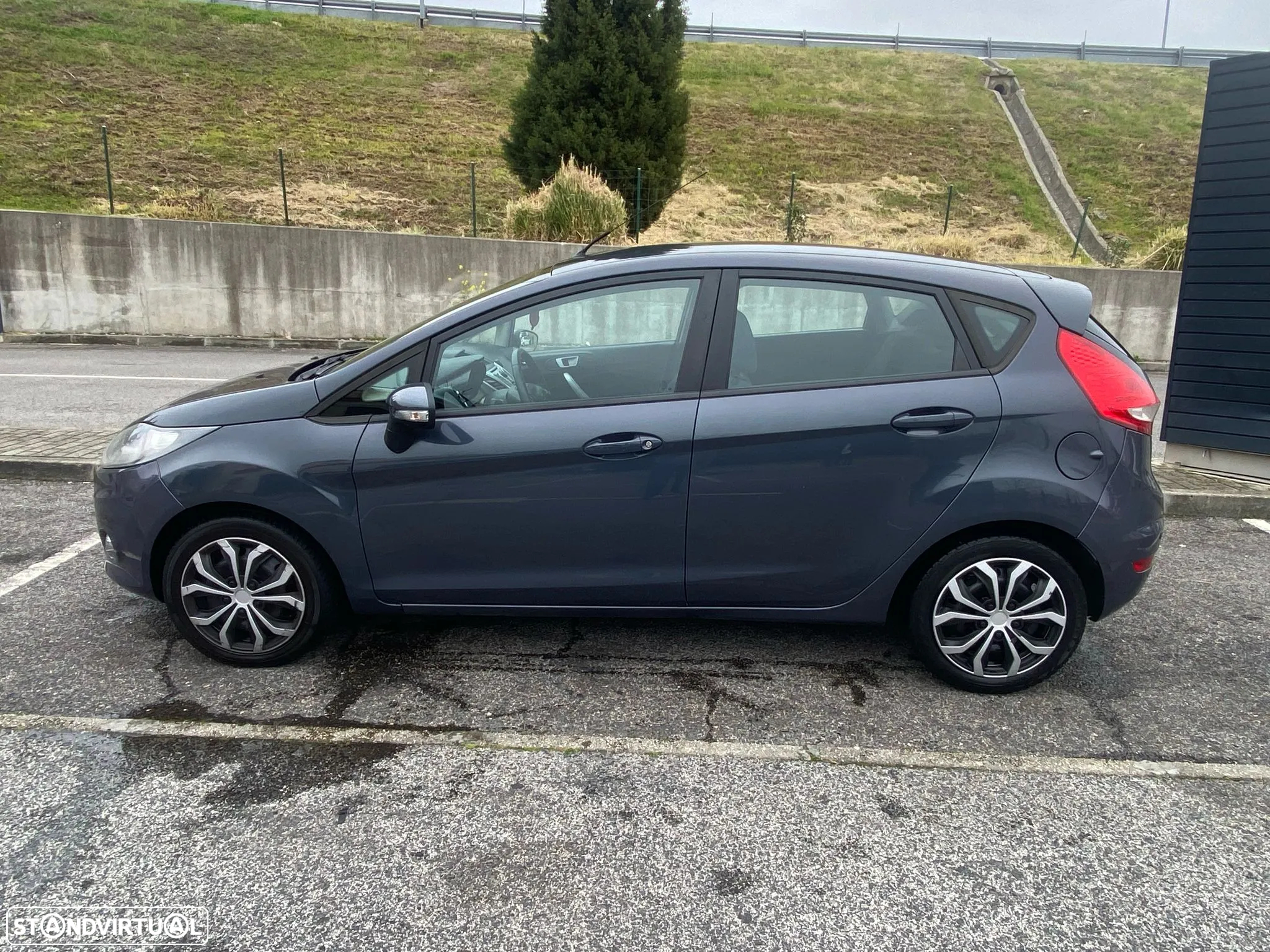 Ford Fiesta 1.4 TDCi Techno - 4