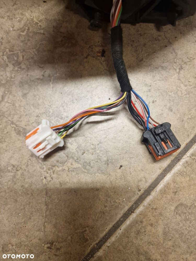 lusterko lewe 17 pin lub prawe 19 pin citroen c5 aircross lift - 2