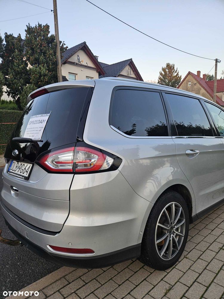 Ford Galaxy - 4