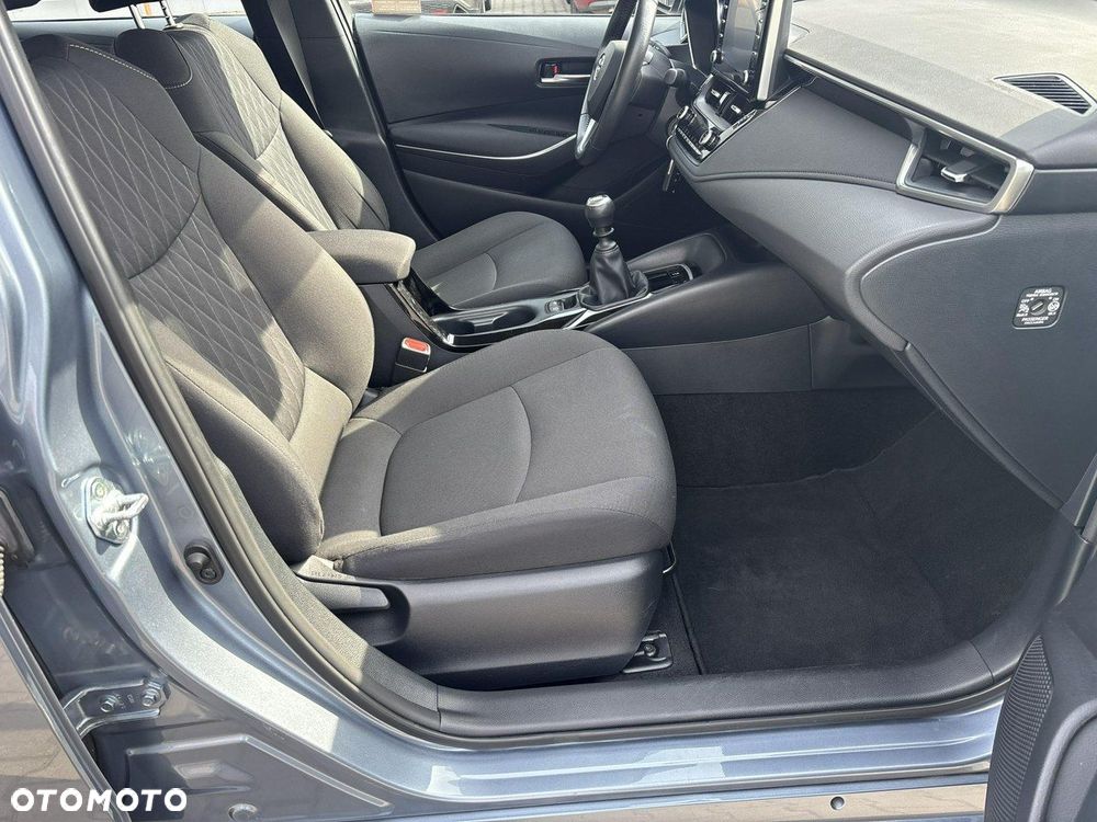 Toyota Corolla 1.6 Comfort - 18