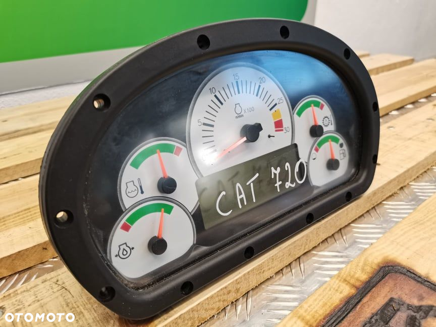 Licznik Cat 735 - 5