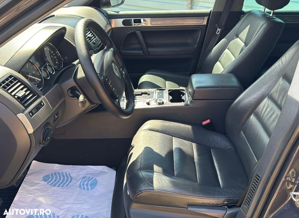 Volkswagen Touareg - 8