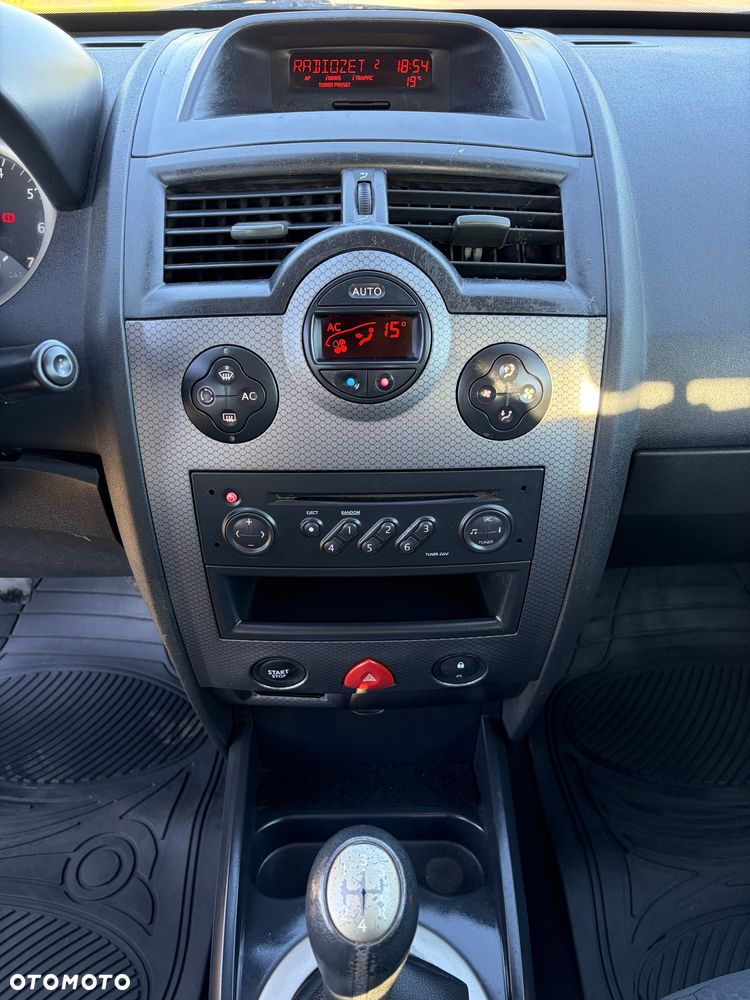 Renault Megane 1.6 Luxe Expression - 17