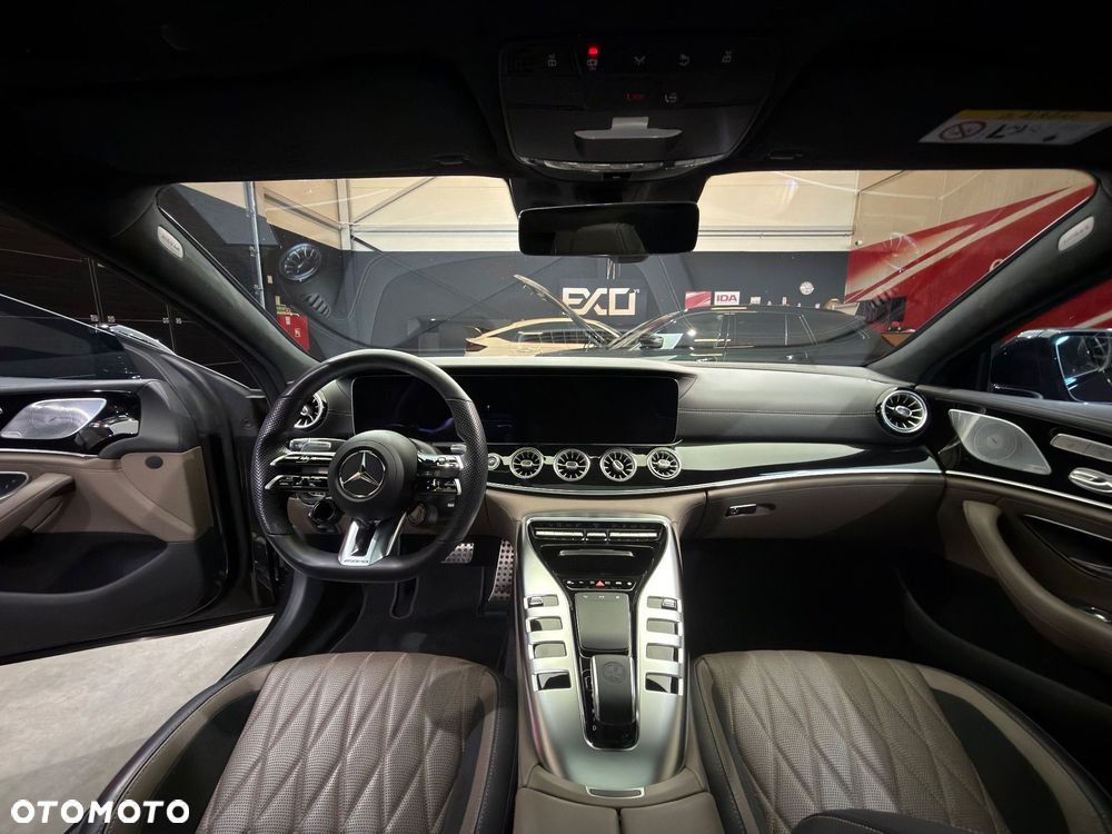 Mercedes-Benz AMG GT 53 4-Matic+ - 24