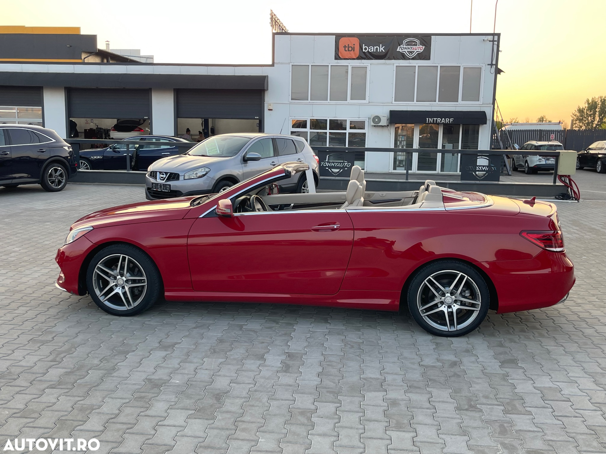 Mercedes-Benz E 400 Cabrio 7G-TRONIC - 8