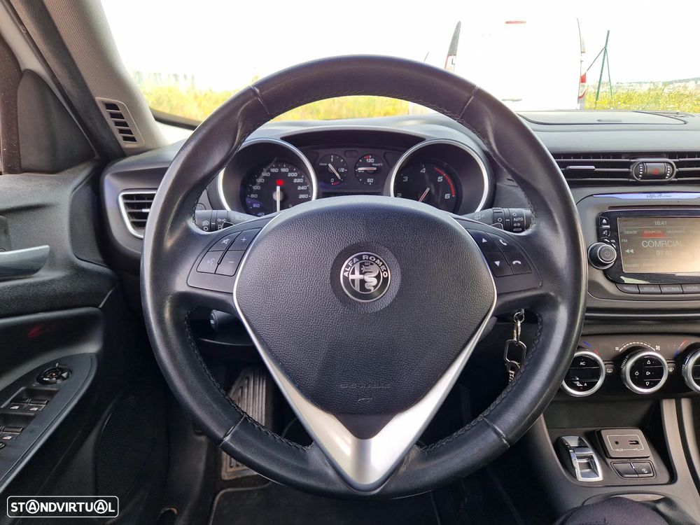 Alfa Romeo Giulietta 1.6 JTDM Super TCT - 15