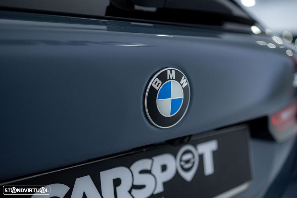 BMW 118 d Pack Desportivo M - 16