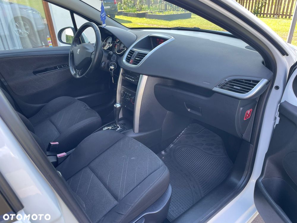 Peugeot 207 120 VTi Automatik Premium - 28