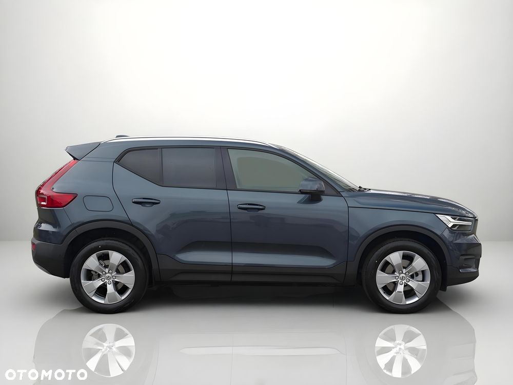 Volvo XC 40 B3 Core - 4