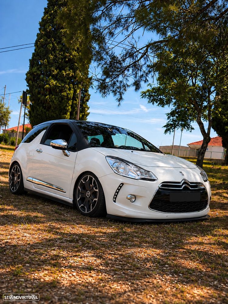 Citroën DS3 1.6 HDi Airdream Sport Chic - 1