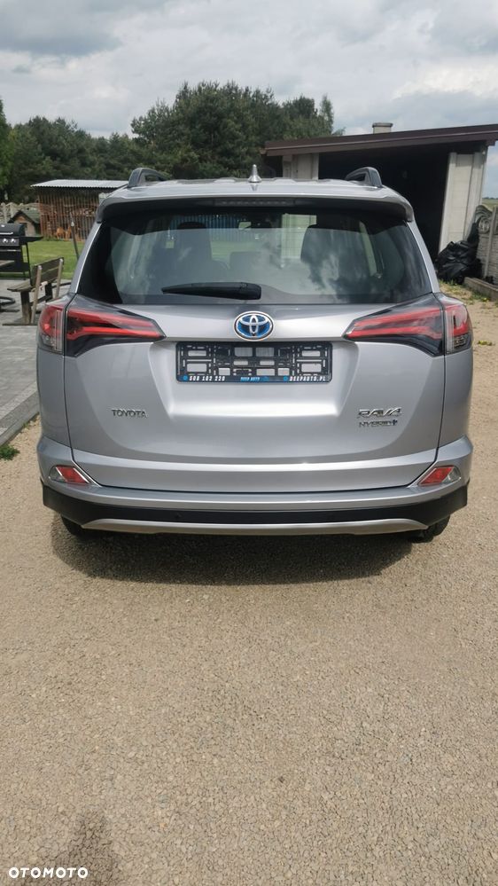 Toyota RAV4 Hybrid Premium 4x2 - 13