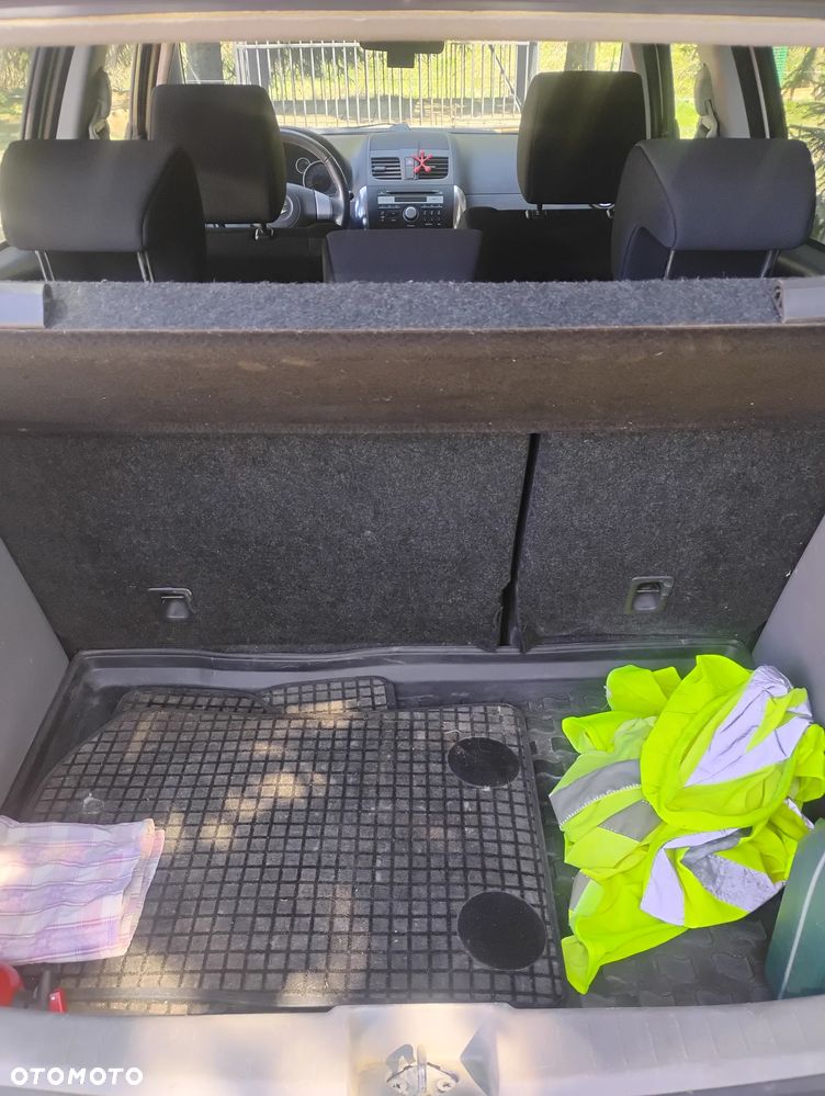 Suzuki SX4 - 15