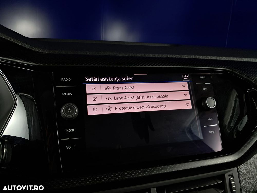 Volkswagen T-Cross - 18