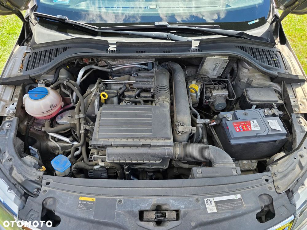 Skoda RAPID 1.2 TSI Ambition - 15