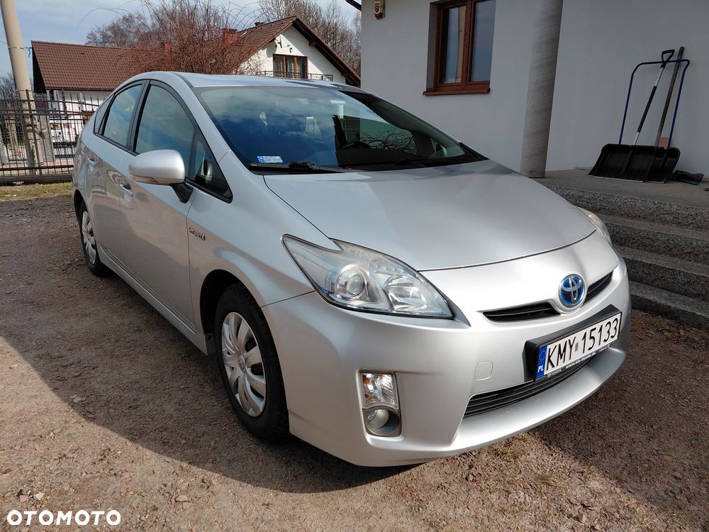 Toyota Prius 1.8 HSD Prestige - 26